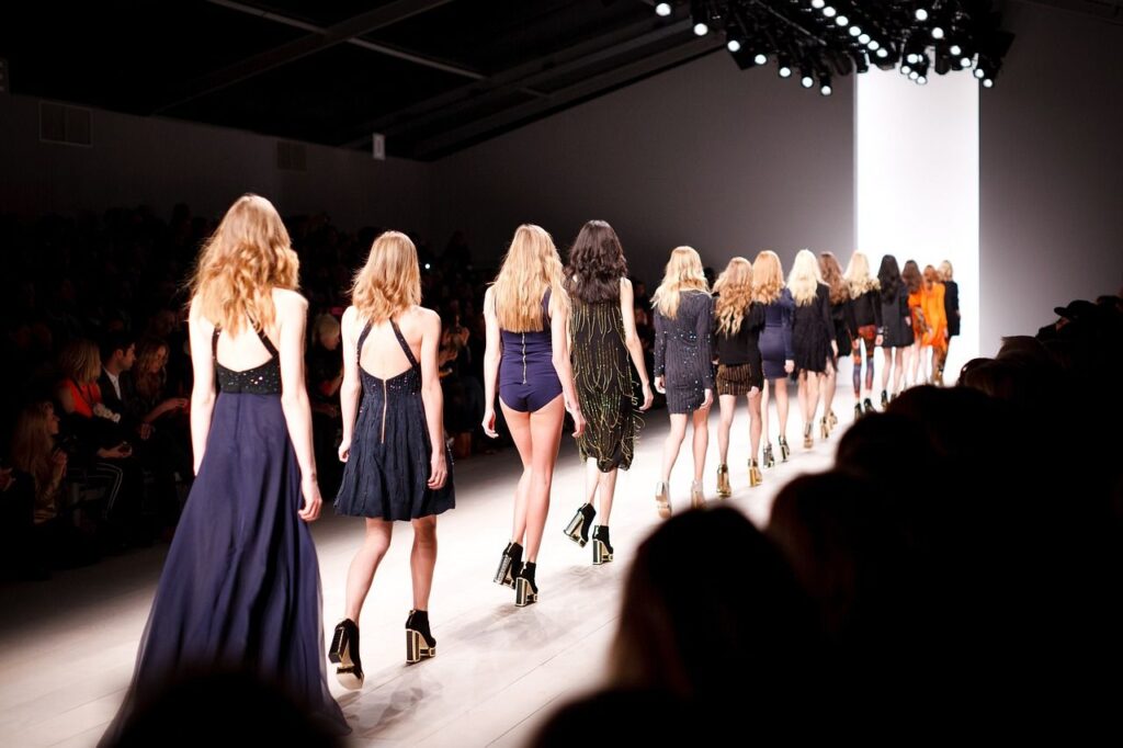 2. Show Management - Alpha Visual